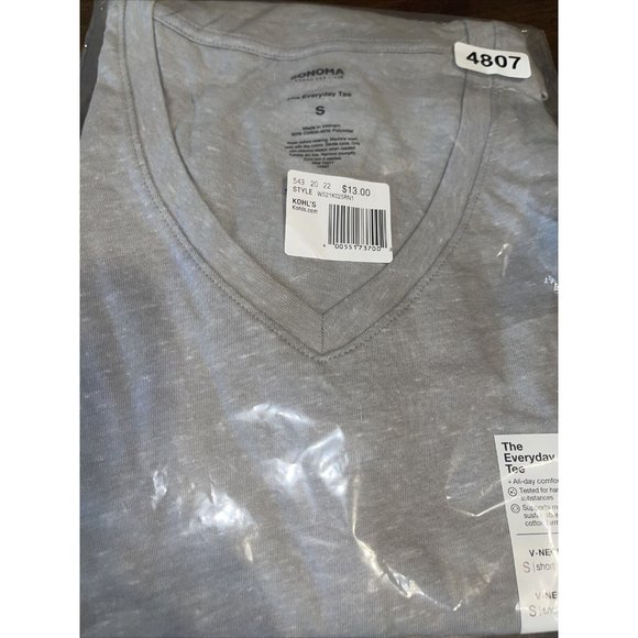 Women's Sonoma Goods For Life Everyday V-Neck Tee in Light Grey Size Small - Picture 4 of 5